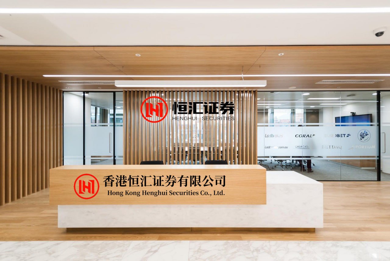 宏图网配资 秋天的稻子：零轴金叉共振：强势股捕捉的技术密码与实战逻辑 在A股市场波动中，强势股的精准捕捉始终是投资者的核心难题。本文系统拆解以日周线MACD零轴上金叉共振为核心，结合成交量、CR、OBV等指...